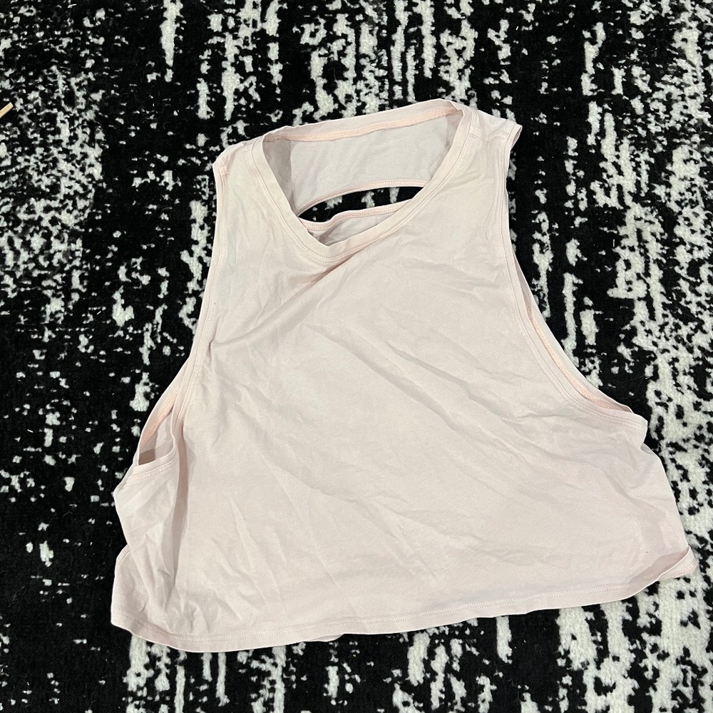 Lululemon crop muscle tank 8